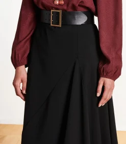 Clearance Zwarte asymmetrische rok tot halverwege de lengte DAMES Rokken