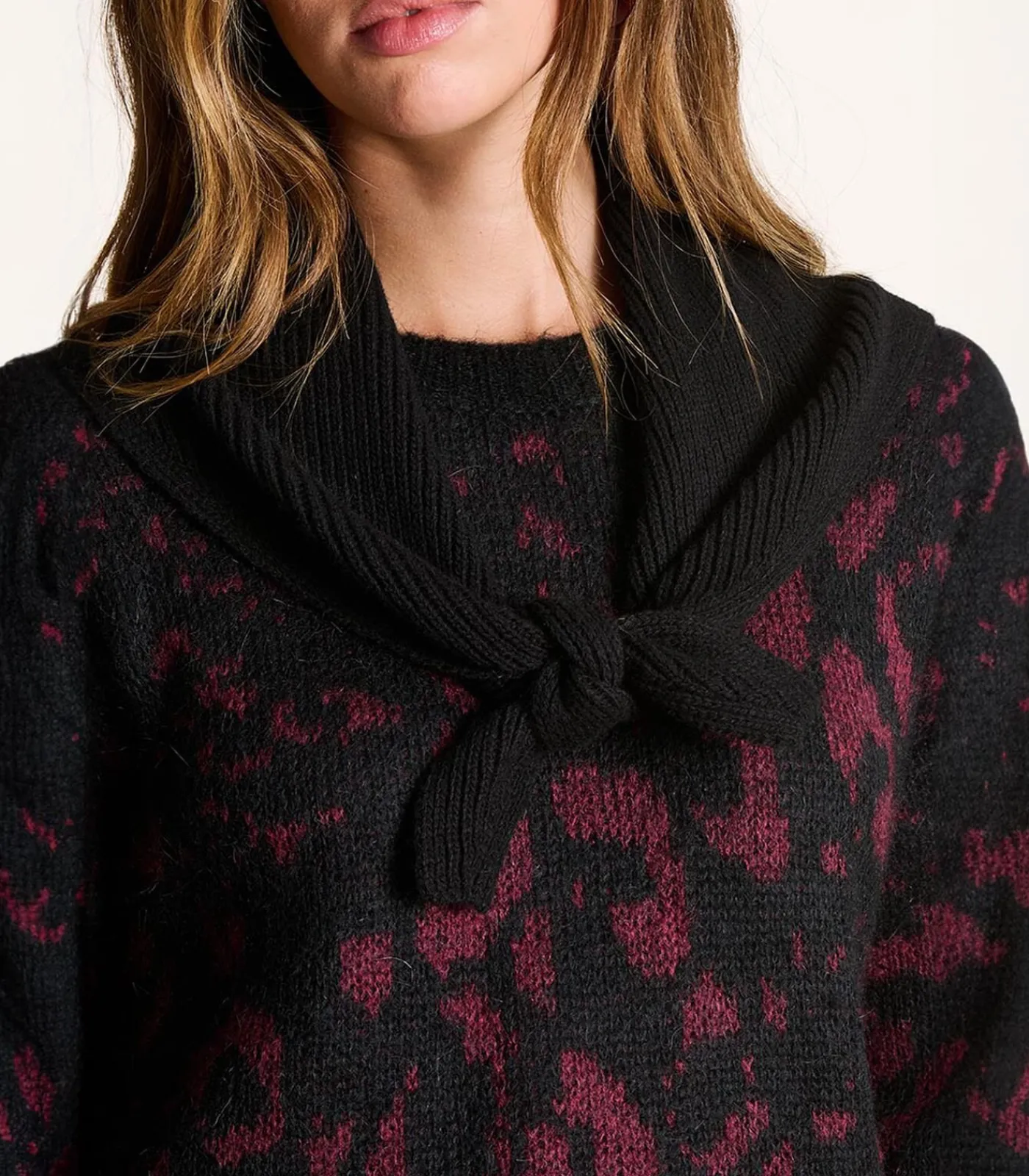 DAMES La Fée Maraboutée Zwarte driehoekige sjaal