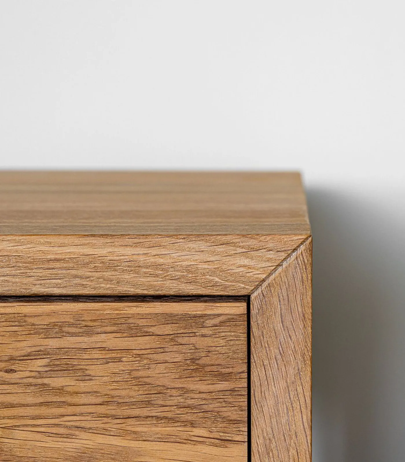 Woodek Zwevend Nachtkastje HUGO in eikenhout